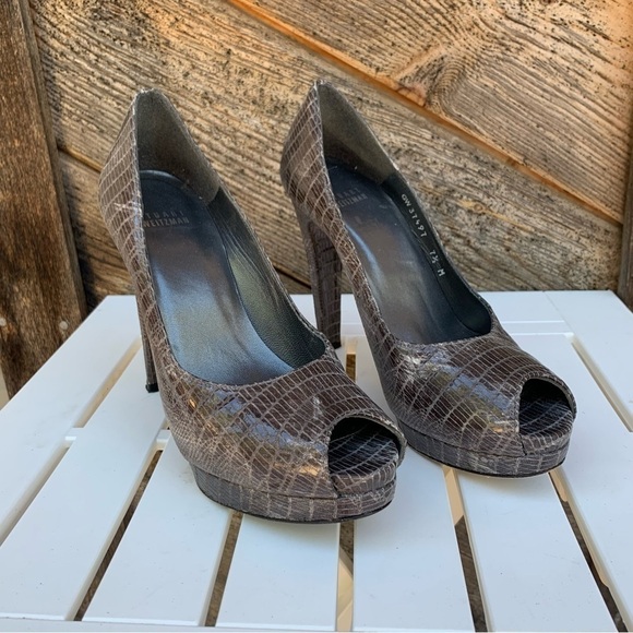 Stuart Weitzman Sadie 7.5 M Gray Snakeskin Peep Toe Platform Pump Stiletto Heels - Picture 1 of 12